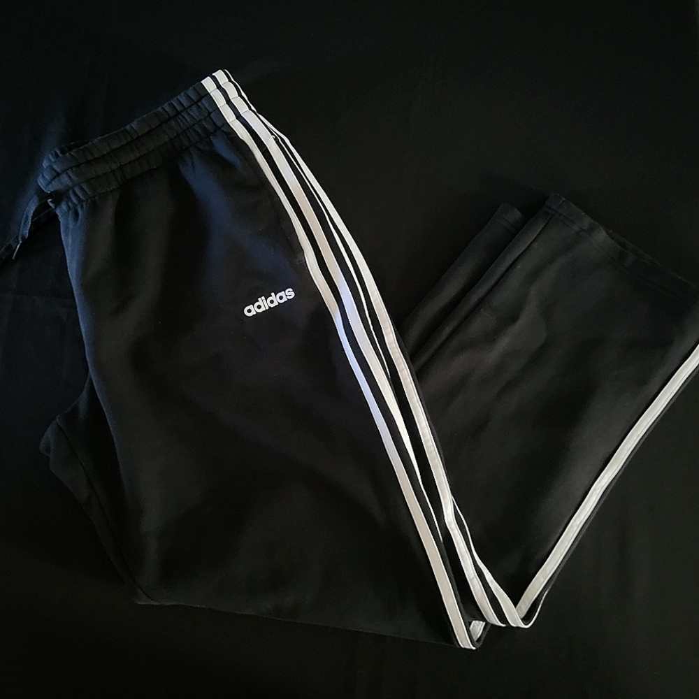 Adidas sweatpants XL